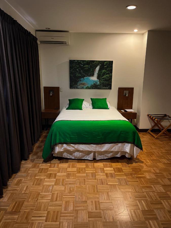 Legacy Boutique Hotel Quesada  Экстерьер фото