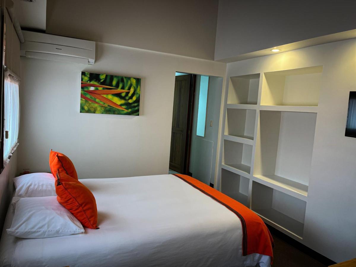 Legacy Boutique Hotel Quesada  Экстерьер фото